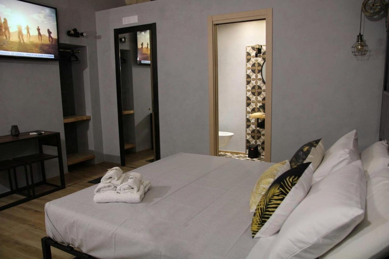 La Dimora Del Principe-Piano Terra Bed and Breakfast Trani Εξωτερικό φωτογραφία