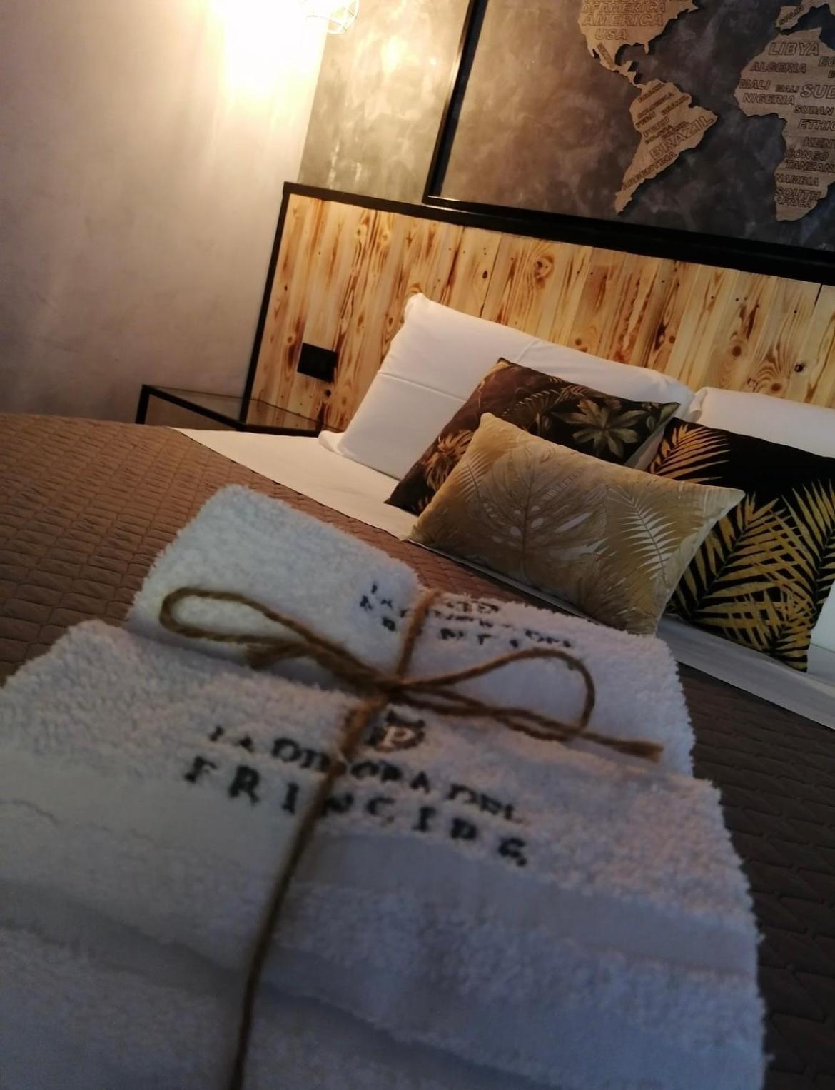 La Dimora Del Principe-Piano Terra Bed and Breakfast Trani Εξωτερικό φωτογραφία