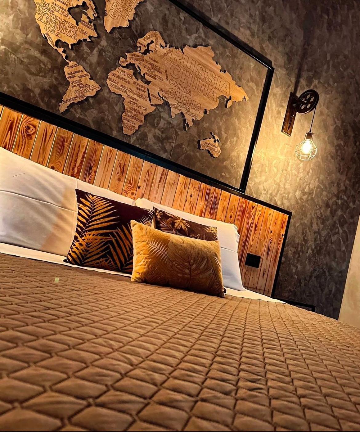 La Dimora Del Principe-Piano Terra Bed and Breakfast Trani Εξωτερικό φωτογραφία