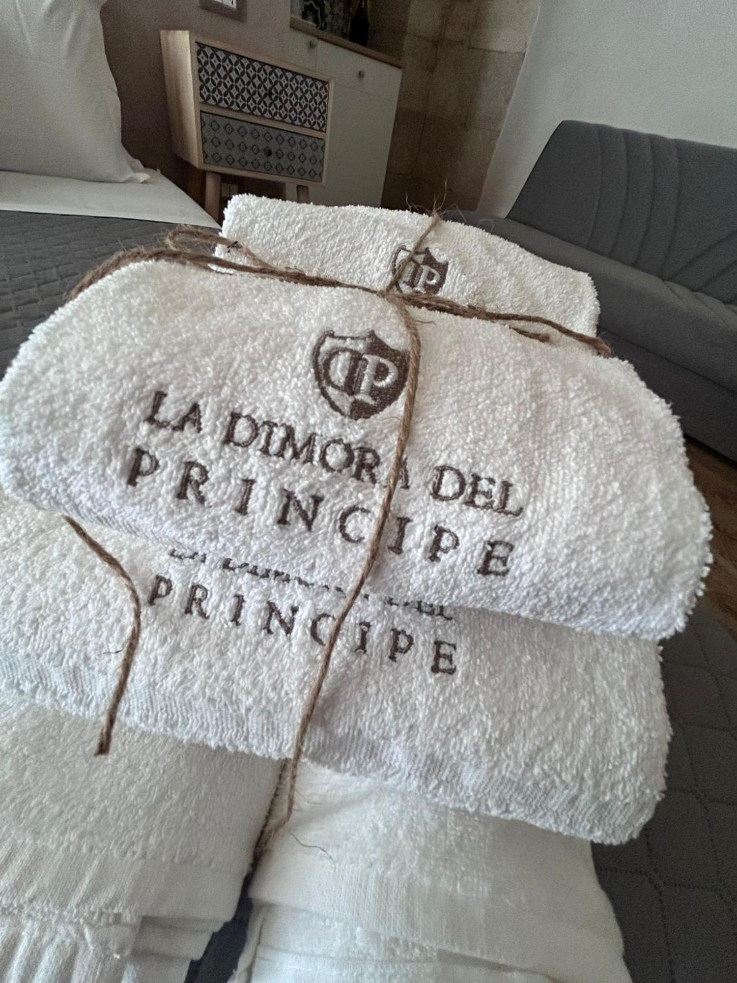 La Dimora Del Principe-Piano Terra Bed and Breakfast Trani Εξωτερικό φωτογραφία