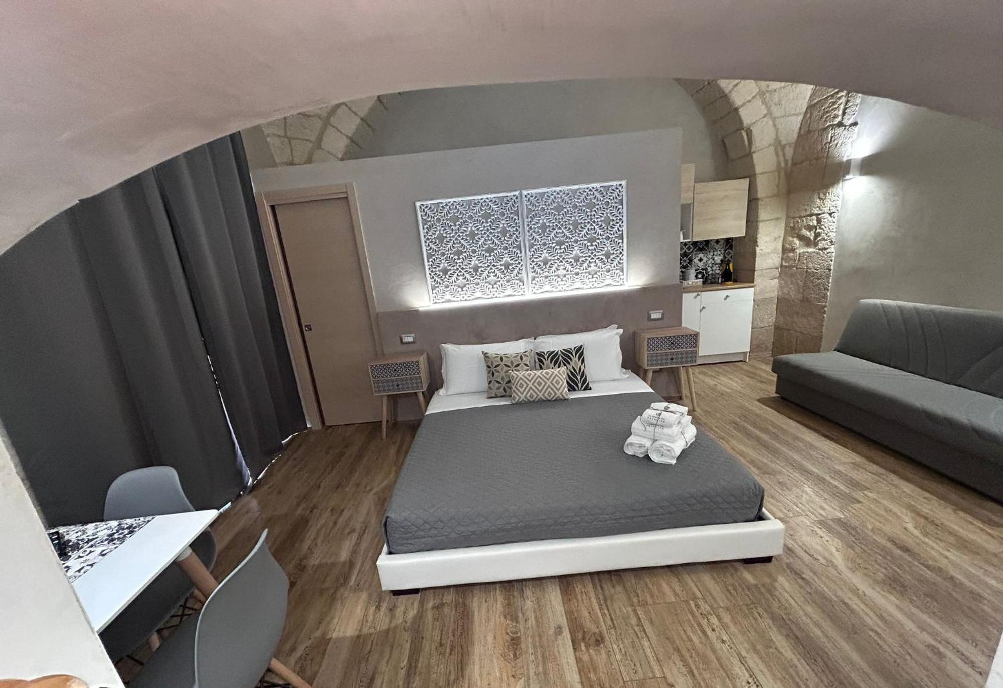 La Dimora Del Principe-Piano Terra Bed and Breakfast Trani Εξωτερικό φωτογραφία